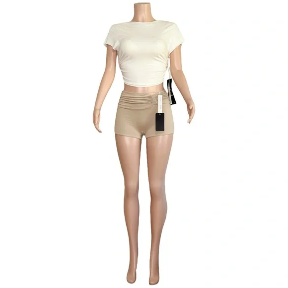 ARE YOU AM I Calla Shorts, Nude, Small